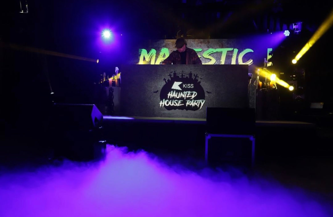 American DJ Entour Ice High-Output, Low-Lying, Tour Graded Fog Machine [B-STOCK]