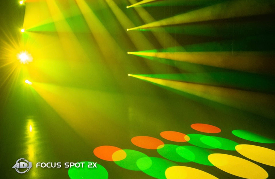 American DJ ADJ Focus Spot 2X 100W LED Moving Head [B-Stock]