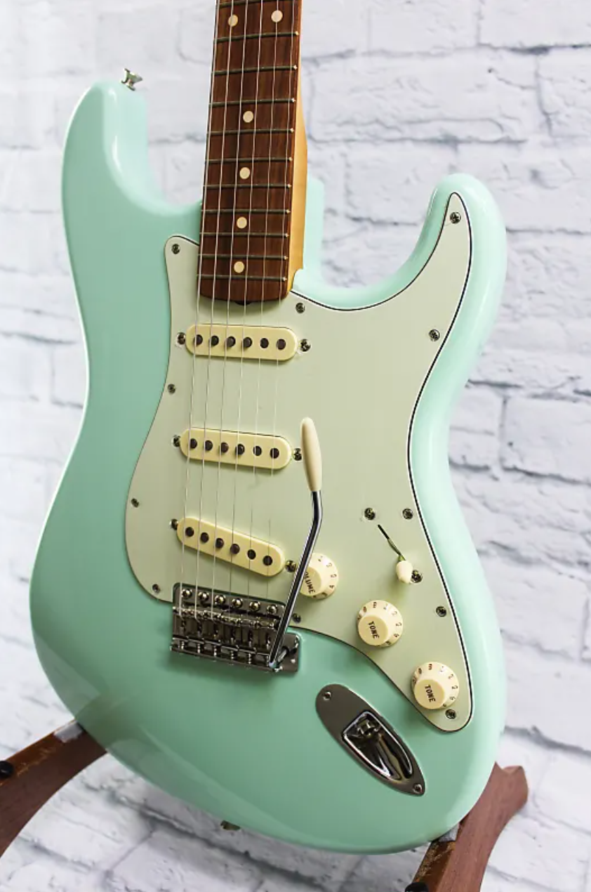 Fender Vintera '60s Stratocaster Guitar - Surf Green [STUDIO MODEL - MINT CONDITION]